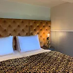 Maison Viktoria Szálloda 4*