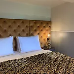 Maison Viktoria 4*