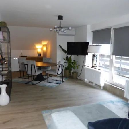 Maison Viktoria 4* اوغسبورغ