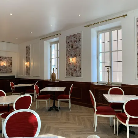Maison Viktoria Hotel 4*