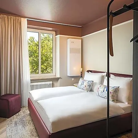 Maison Viktoria 4* Аугсбург