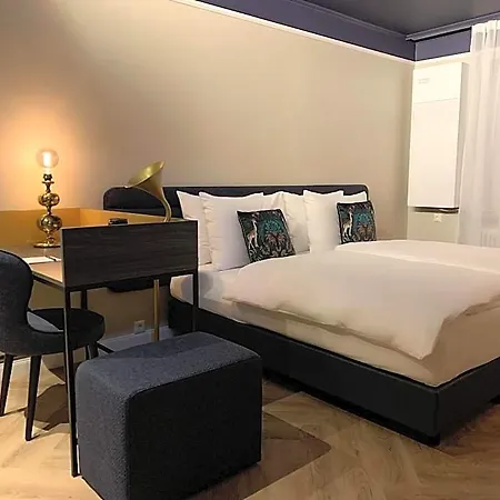 Hotel Maison Viktoria 4*