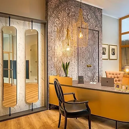 Maison Viktoria 4* Augsburg
